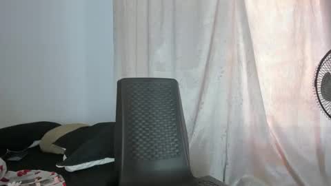 cristinamontiel74 online show from 04.12.26