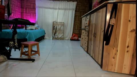 Julieta online show from 04.07.26