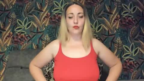 Snapshot of cristinnna chatting on 03.04.26 Cristina online show from 03.04.26