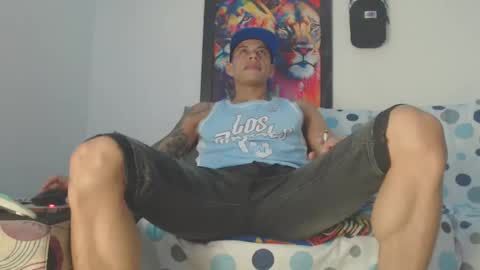 Snapshot of cristofer_dick5511 chatting on 12.23.24 criistofer online show from 12.23.24