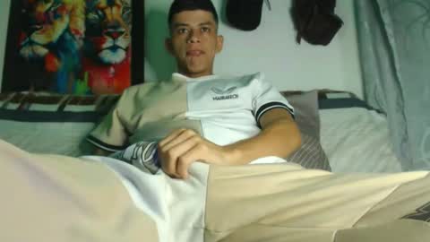 Snapshot of cristofer_dick5511 chatting on 11.30.25 criistofer online show from 11.30.25