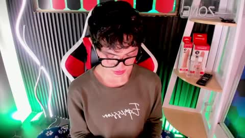 Snapshot of cristopher_wild chatting on 04.29.26 Cristopher online show from 04.29.26