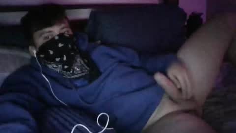 Snapshot of crisx3585 chatting on 11.12.25 crisx3585 online show from 11.12.25