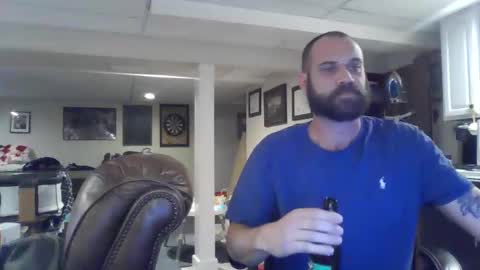 Snapshot of crm400 chatting on 11.02.25 billybasement online show from 11.02.25