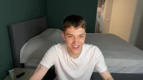 cronck52 online show from 11.17.25