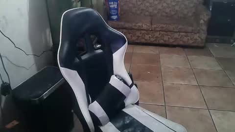 crossdressernola504 online show from 01.20.25