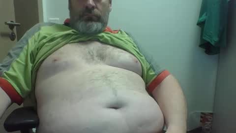 Snapshot of crouch1 chatting on 05.05.26 Crouch1 online show from 05.05.26