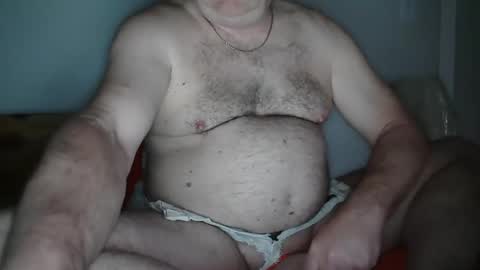 Snapshot of crowbarbi chatting on 04.30.26 Crowbarbi online show from 04.30.26