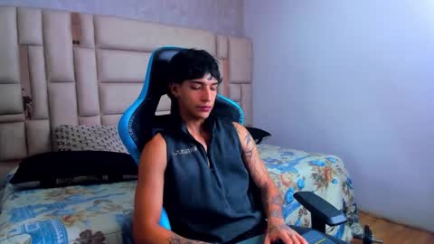 Croy online show from 03.17.26