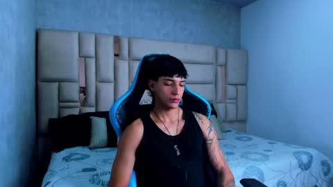 Croy online show from 04.15.26