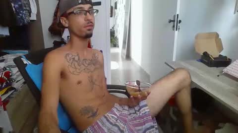 Snapshot of crudosoy chatting on 02.25.26 Carlo online show from 02.25.26