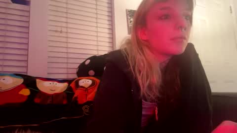 Snapshot of crylei chatting on 12.20.24 kybaby online show from 12.20.24