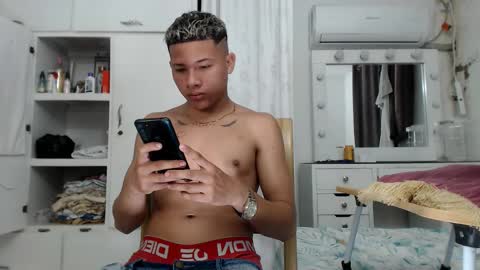 Snapshot of crys_22 chatting on 11.09.25 crys_22 online show from 11.09.25