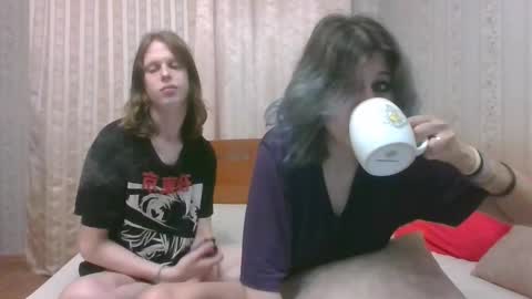 Crystal and Marcl online show from 12.03.24
