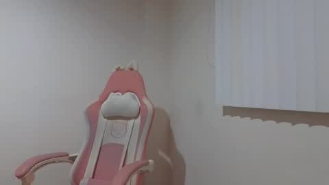 Crystal Blaze online show from 12.18.25