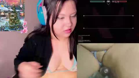 Snapshot of crystal_velvet01 chatting on 12.07.24 crystal online show from 12.07.24