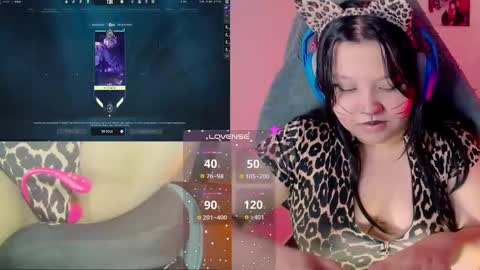 Snapshot of crystal_velvet01 chatting on 01.14.25 crystal online show from 01.14.25