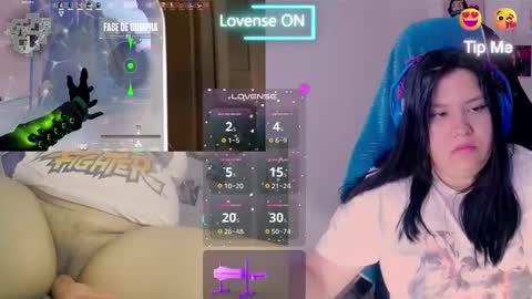 Snapshot of crystal_velvet01 chatting on 01.18.25 crystal online show from 01.18.25