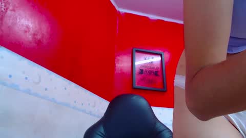 I AM CRYSTAL online show from 01.13.25