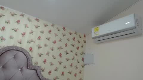Milf Latina online show from 04.11.26