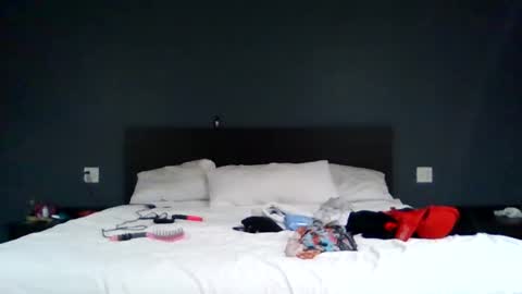 crystalbarbie214 online show from 11.17.25