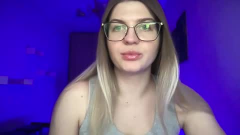 crystalblush01 online show from 04.25.26