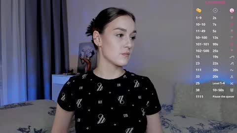 Snapshot of crystalcandies chatting on 12.28.24 Arina online show from 12.28.24