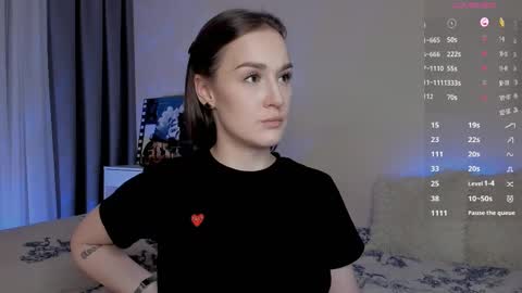 Snapshot of crystalcandies chatting on 02.14.25 Arina online show from 02.14.25