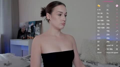 Snapshot of crystalcandies chatting on 10.04.25 Arina online show from 10.04.25