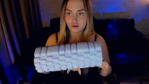 crystalemily online show from 02.28.25