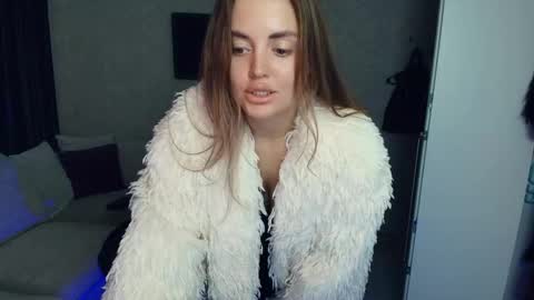 crystalemily online show from 10.17.25