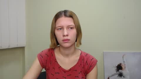 Stella online show from 12.10.24