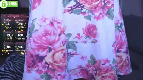 Snapshot of crystalobsession chatting on 11.06.25 Crystal online show from 11.06.25