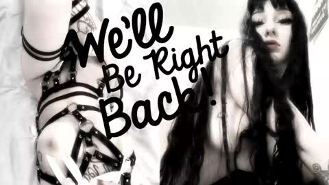 Sasha    Make me moan with patterns   good music here  online show from 11.23.25