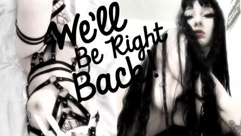 Sasha    Make me moan with patterns   good music here  online show from 02.03.26