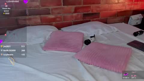 Snapshot of crystalvazquez chatting on 03.01.25 Soy Crystal online show from 03.01.25