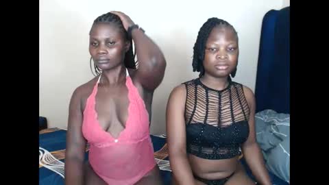 crystalxebony online show from 11.18.25