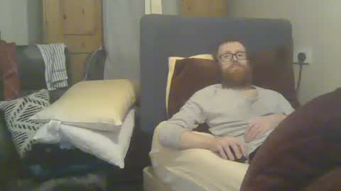 Snapshot of cs014g8493 chatting on 02.11.26 chris online show from 02.11.26