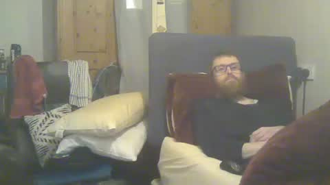 Snapshot of cs014g8493 chatting on 03.09.26 chris online show from 03.09.26