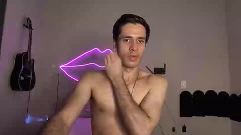 Snapshot of cshundderlick chatting on 02.26.26 cshunderlick online show from 02.26.26