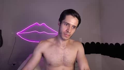 Snapshot of cshundderlick chatting on 03.04.26 cshunderlick online show from 03.04.26