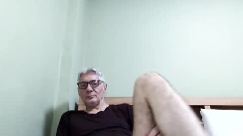 BIG UNCUT HARD COCK online show from 12.20.25