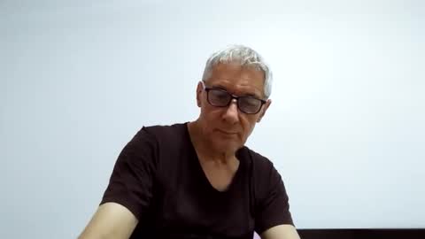 Snapshot of cucaio18 chatting on 04.29.26 BIG UNCUT HARD COCK online show from 04.29.26