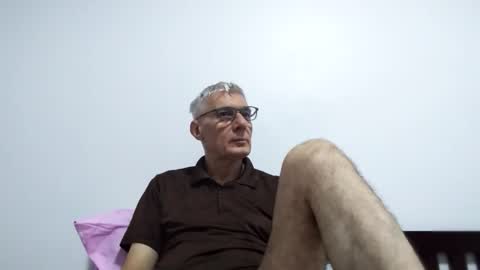 Snapshot of cucaio18 chatting on 05.17.26 BIG UNCUT HARD COCK online show from 05.17.26