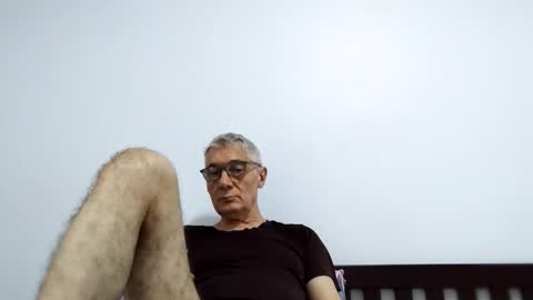 Snapshot of cucaio18 chatting on 05.19.26 BIG UNCUT HARD COCK online show from 05.19.26