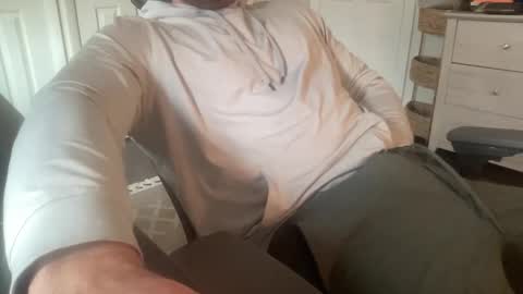 cuckgriff23 online show from 04.14.26