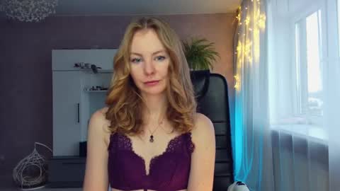 Alexia online show from 12.12.24