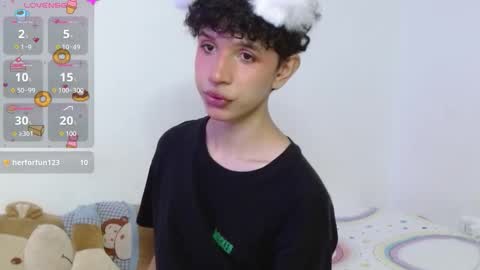 Cuddly online show from 11.20.25