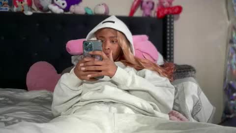 cum2charmxx online show from 02.19.26