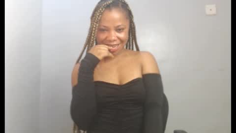 Snapshot of cum_chocochata chatting on 10.02.25 Nancy online show from 10.02.25